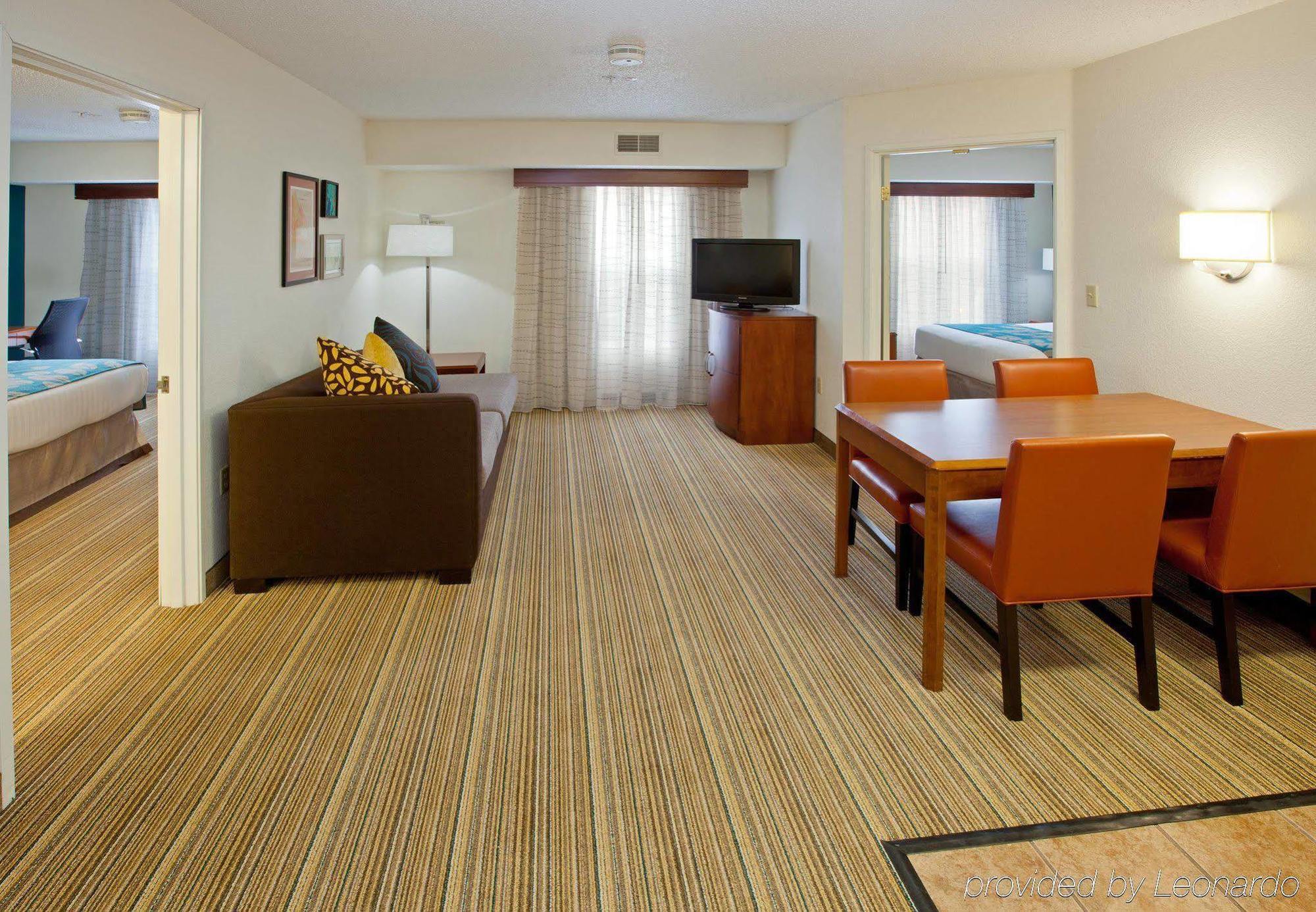 Residence Inn Indianapolis Downtown On The Canal Bilik gambar